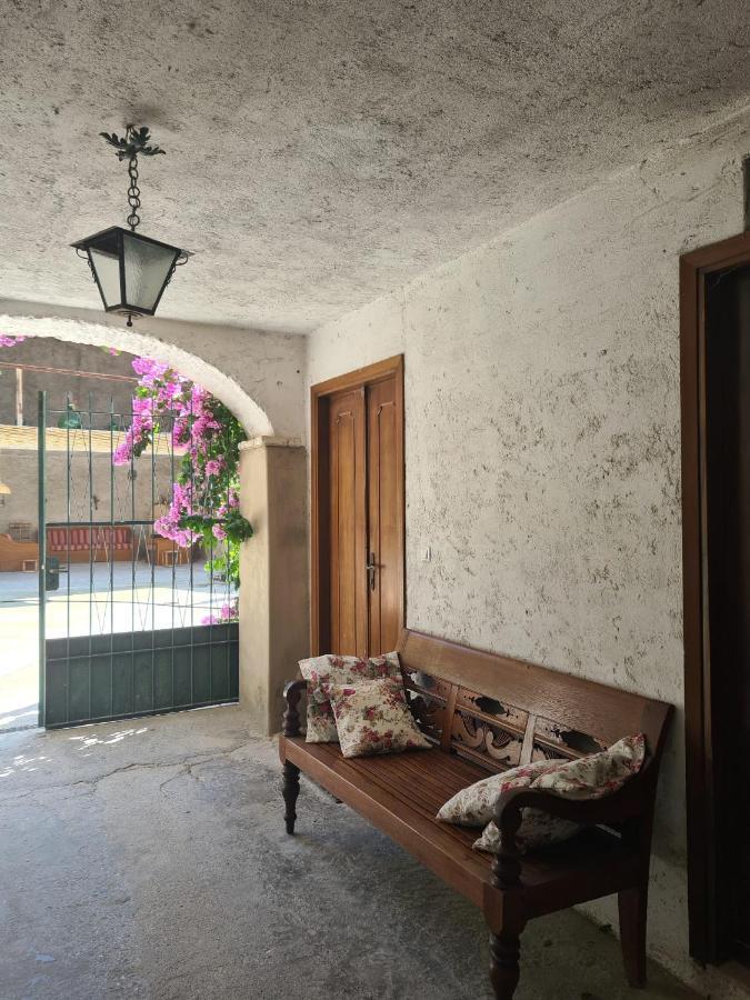 Corte Averaldo San Felice del Benaco Exterior photo